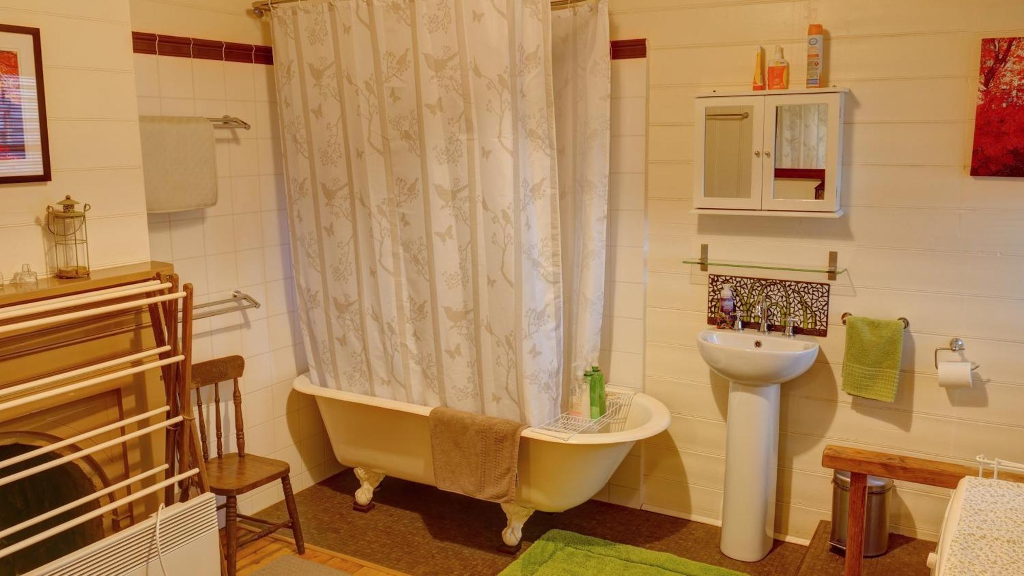 Lynden - Built 1884 In The Heart Of Town Holiday home *
